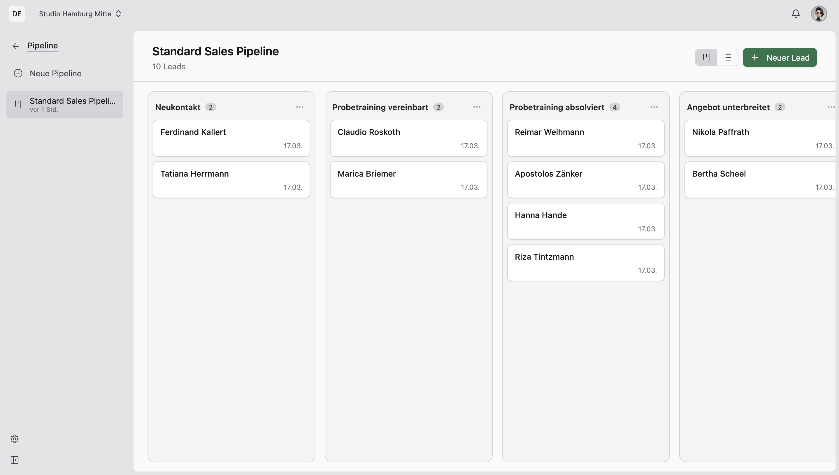 [Screenshot: Kanban-Board -- Sales-Pipeline mit Phasen und Opportunities]
